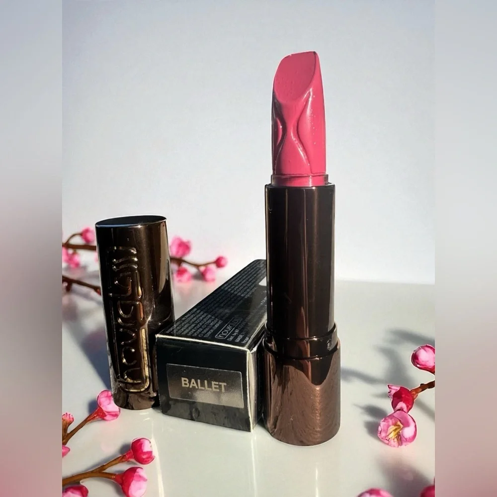 HOURGLASS BALLET FEMME ROUGE VELVET CRÈME LIPSTICK. NEW IN BOX. RARE.
